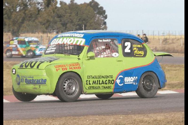 Para el recuerdo En Tres Arroyos Gerardo Gianotti compitiÃ³ por Ãºltima vez con su propia unidad porque en Tandil quedÃ³ destruida Miguelangel 