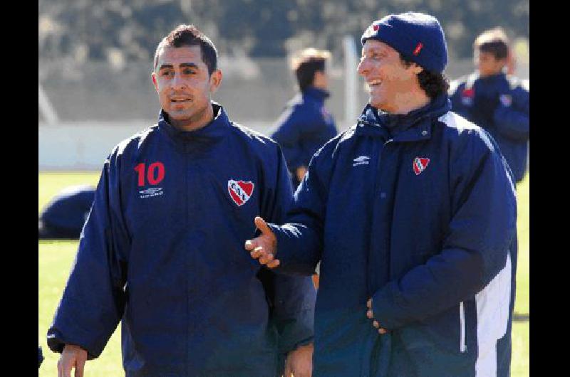 Pedro Troglio decidiÃ³ que Daniel Montenegro recuperado de una lesiÃ³n en su rodilla izquierda ocupe un lugar en el banco de suplentes TÃ©lam 