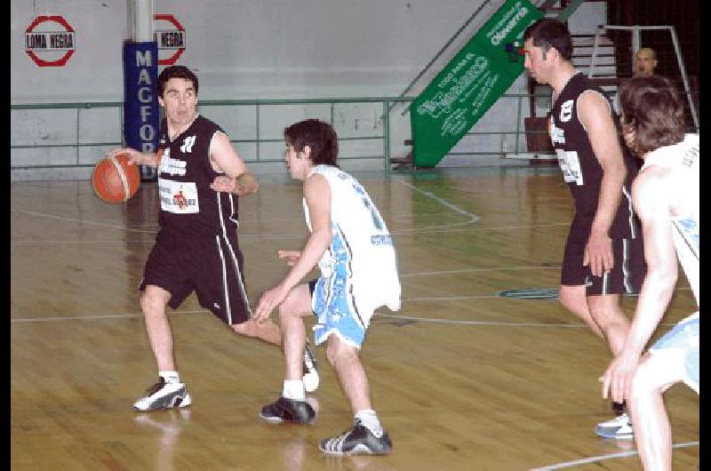 Racing y Blanco y Negro volverÃ�n a enfrentarse hoy en el Juan Manolio Archivo 