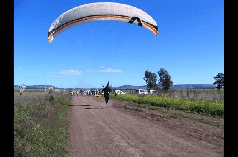 General La Madrid serÃ� sede del Campeonato Argentino de parapentes Agencia 