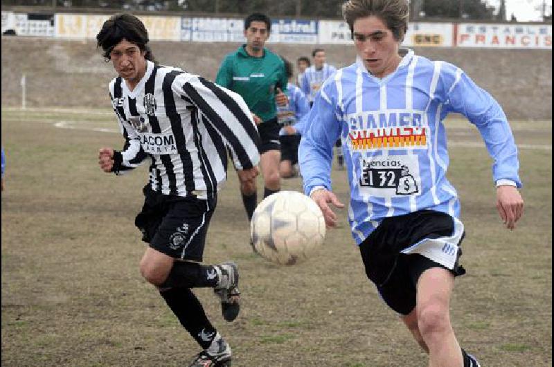 LilÃn de Laprida dio la sorpresa en el Parque Carlos Guerrero y le ganÃ³ a Estudiantes por 3 a 1 Claudio MartÃ­nez 