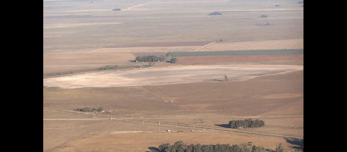 La Salada- sÃ³lo el marco de lo que fue en medio del campo 
