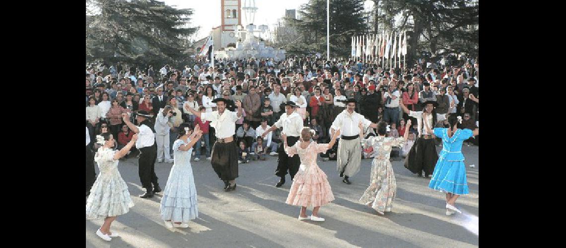 Los artistas locales tuvieron su espacio 