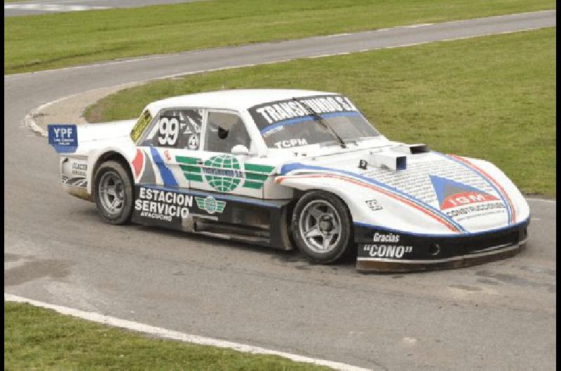 NicolÃs Pezzucchi recibiÃ³ un toque el domingo en La Plata y desertÃ³ Su actualidad es definir pronto el 2010 Foto gentileza- wwwvenitomateunmatecomar 