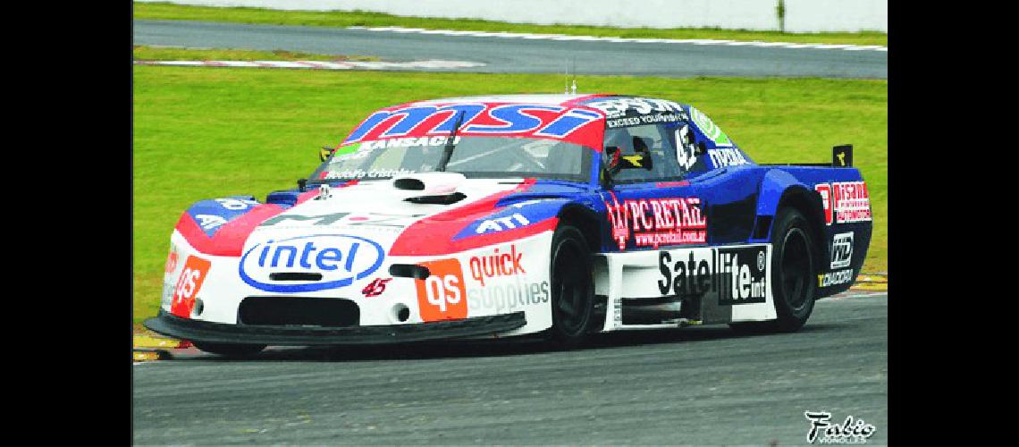 En 2009 Alejandro Berganza utilizÃ³ el Dodge en el TC Mouras Ahora serÃ el turno de AgustÃ­n Herrera piloto del RCV CompeticiÃ³n Foto wwwsolotcmourascomar 