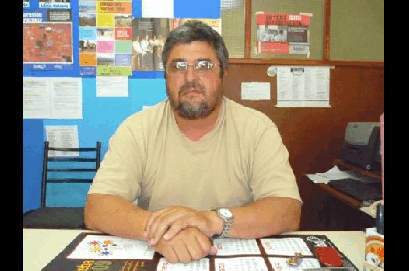 Juan Carlos Castillo (Suteba) comentÃ³ que esperan un nuevo encuentro con Scioli y que se mantendrÃ el estado de alerta y movilizaciÃ³n Archivo 
