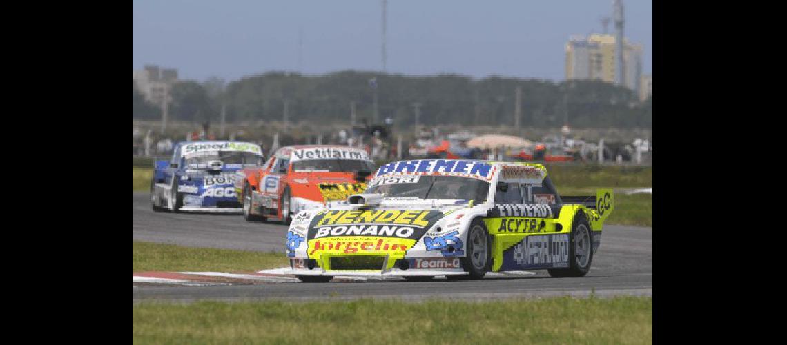 Emanuel Moriatis comenzÃ³ el aÃ±o de la misma manera que terminÃ³ 2009 en lo mÃs alto del podio TÃ©lam 