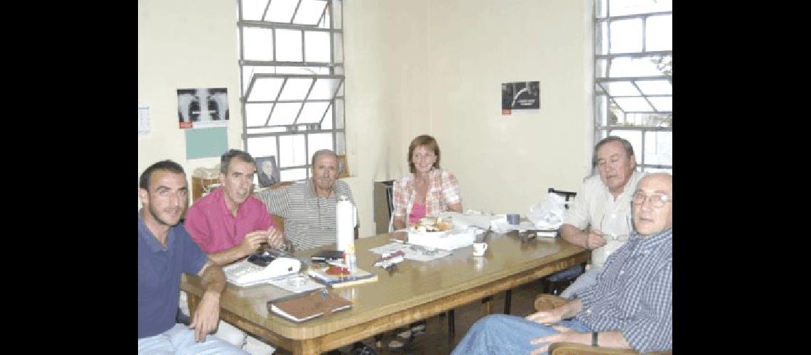 Los concejales radicales continuarÃn reuniÃ©ndose 