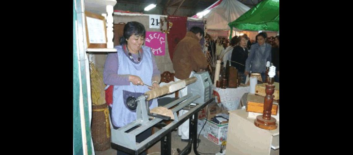 Los stands sumaron mÃs de 40 entre artesanos comercios y agroindustrias Coincidieron en que se presentarÃ­an el prÃ³ximo aÃ±o 