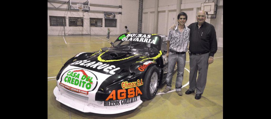 El RCV CompeticiÃ³n llegÃ³ al TC Pista El piloto AgustÃ­n Herrera y el empresario Roberto Vidal estarÃn en 2011 en la telonera del TC Archivo  Carlos RamÃ­rez 