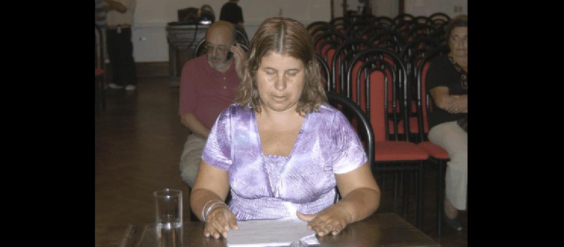 El Concejo vuelve a sesionar SerÃ el prÃ³ximo viernes a las 2030 Paola Jorgensen presenta el tema tucura como uno de los mÃs importantes de la noche Agencia 