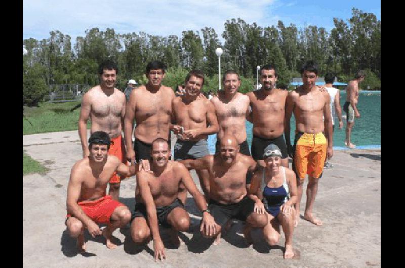 Grupo de lapridenses que seguramente volverÃn a estar este aÃ±o en el TriatlÃ³n 2011 Archivo 
