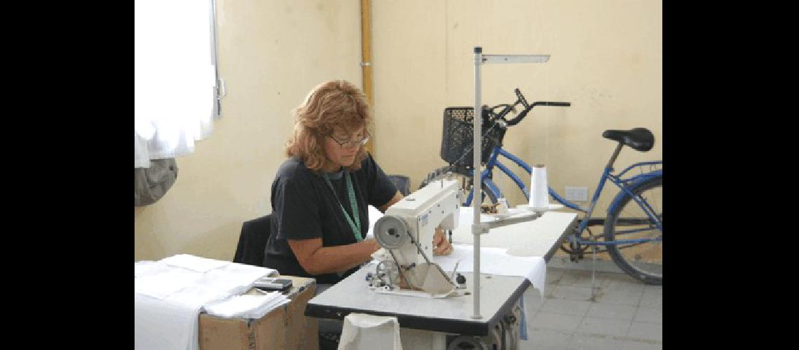 El taller estÃ ubicado en el antiguo salÃ³n social ferroviario frente al Hospital 
