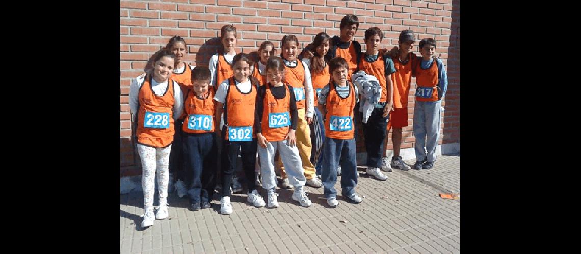 Los mÃs pequeÃ±os de la AgrupaciÃ³n AtlÃ©tica General La Madrid tuvieron una gran actuaciÃ³n en Coronel Pringles 