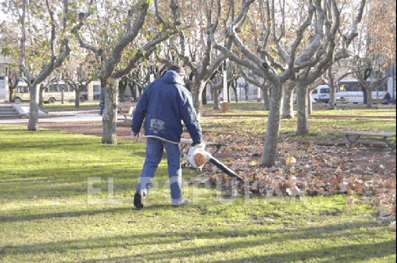 Los empleados municipales de La Madrid tendrÃn desde julio un aumento en sus haberes 