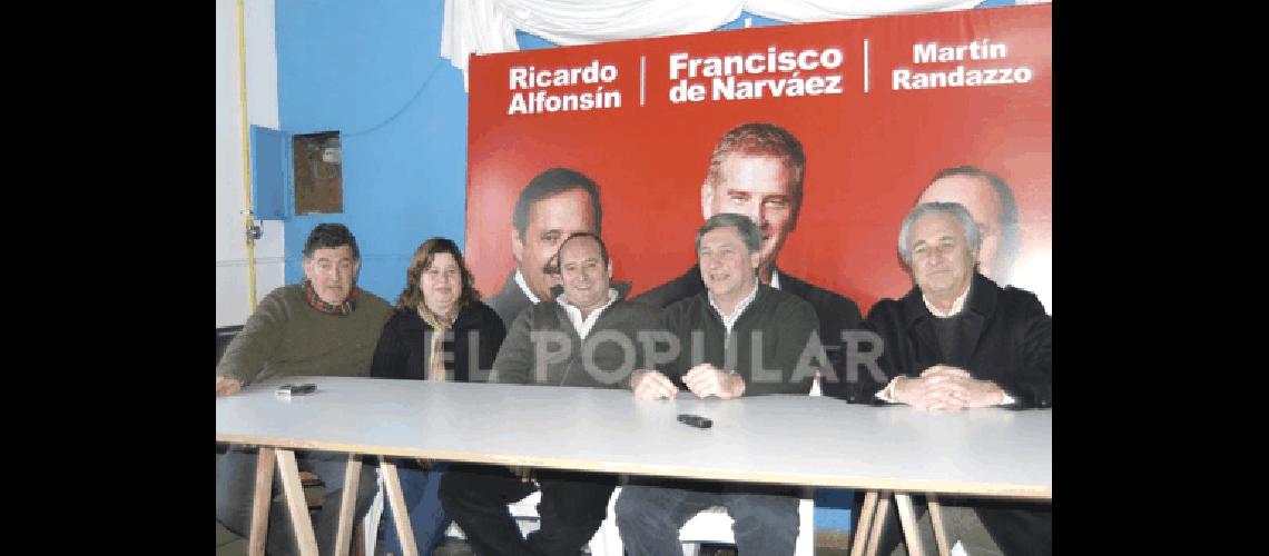 Los referentes de De NarvÃez estuvieron en la ciudad junto a los integrantes del Frente Todos por La Madrid 