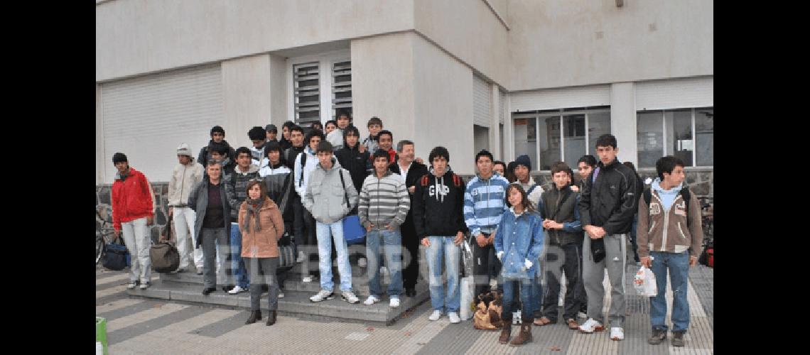 Los jÃ³venes regresarÃn maÃ±ana jueves a Laprida 