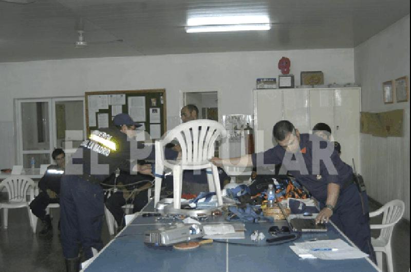 Dieciocho bomberos de La Madrid y la regiÃ³n realizaron una prÃctica de rescate en altura 