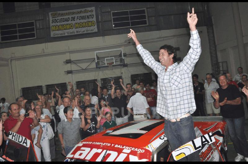 Dale campeÃ³n dale campeÃ³n es el grito que siguiÃ³ toda la noche a NicolÃs Pezzucchi Fotos Carlos RamÃ­rez 