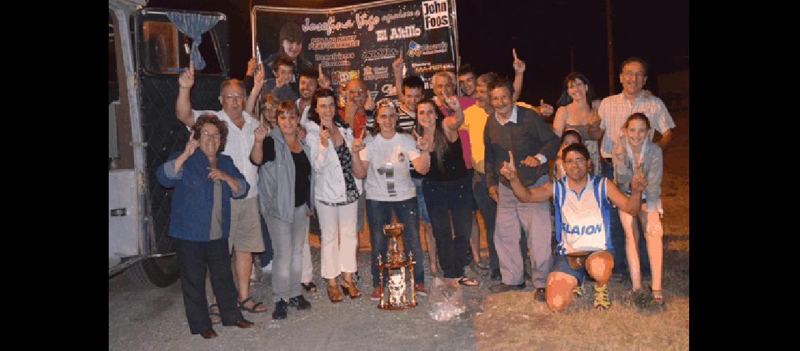 Josefina Vigo disfrutÃ³ en familia y con amigos el tÃ­tulo de la categorÃ­a Sudam del AtlÃntico Prensa 