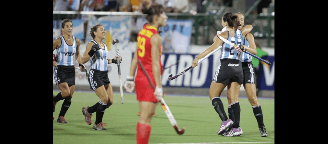Las argentinas debieron sufrir hasta los Ãºltimos minutos para vencer a las asiÃticas DyN 