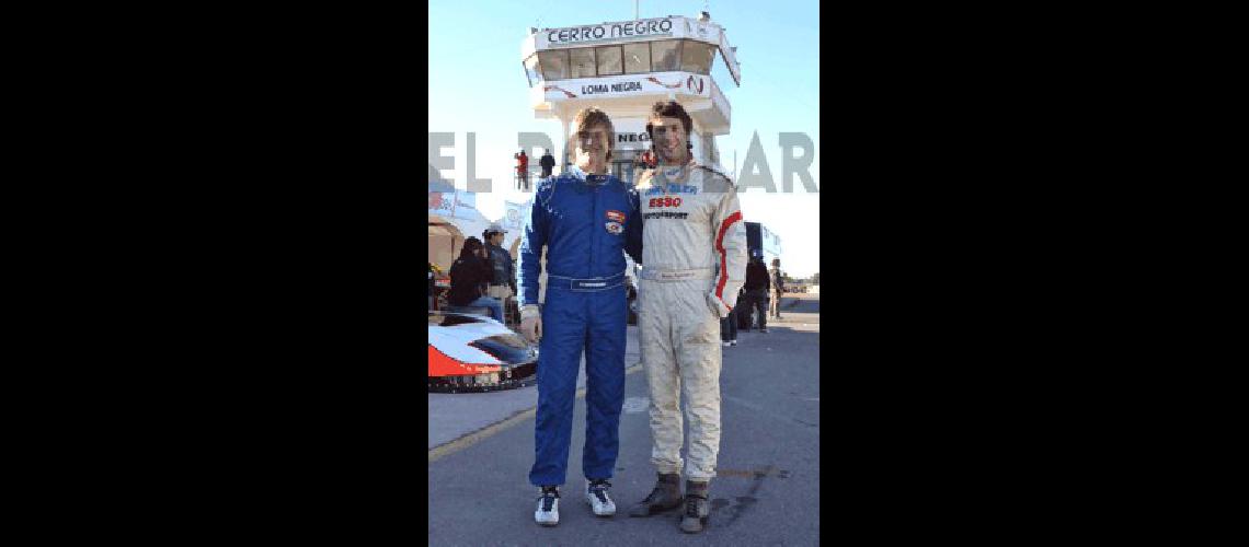 Alejandro Weimann (TCPM) y NicolÃs Pezzucchi (TC Mouras) 
