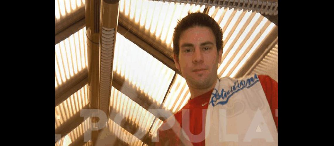 El bahiense NicolÃ�s Ojeda mide 206 metros y viene de ser campeÃ³n del TNA La Nueva Provincia 