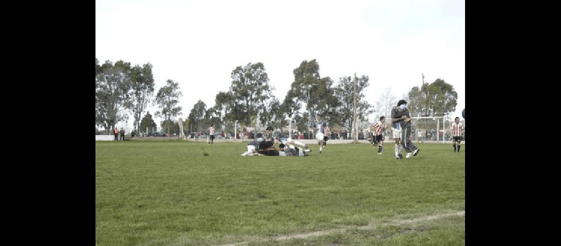 Racing festejÃ³ con locura el gol de Pezet que le dio el triunfo en el superclÃsico de La Madrid Agencia 