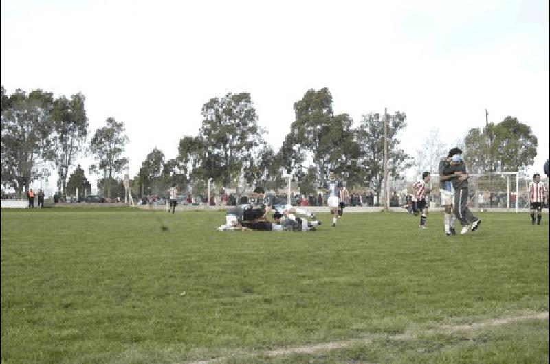 Racing festejÃ³ con locura el gol de Pezet que le dio el triunfo en el superclÃsico de La Madrid Agencia 