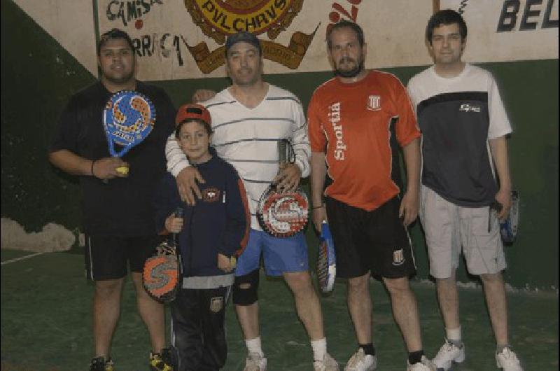 Un total de 12 parejas de La Madrid y Laprida participaron del torneo de pÃdel 