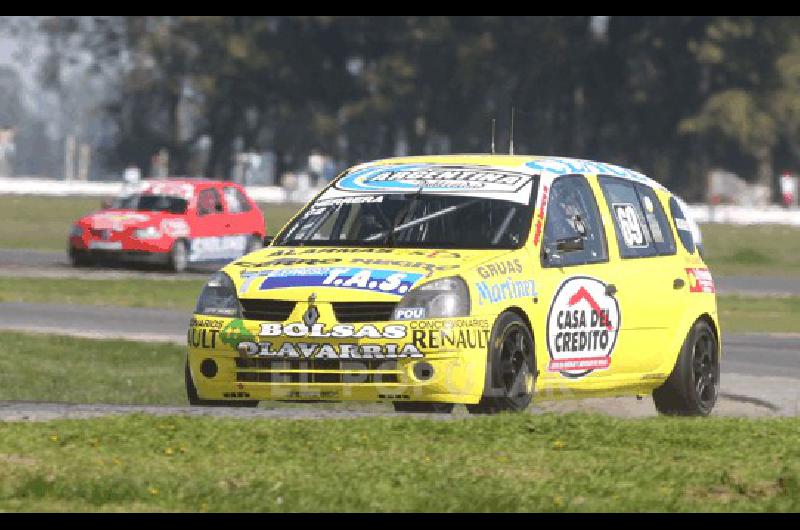 AgustÃ­n Herrera aprovecharÃ la primera jornada para poner a punto el Renault Clio Gentileza DarÃ­o Gallardo 