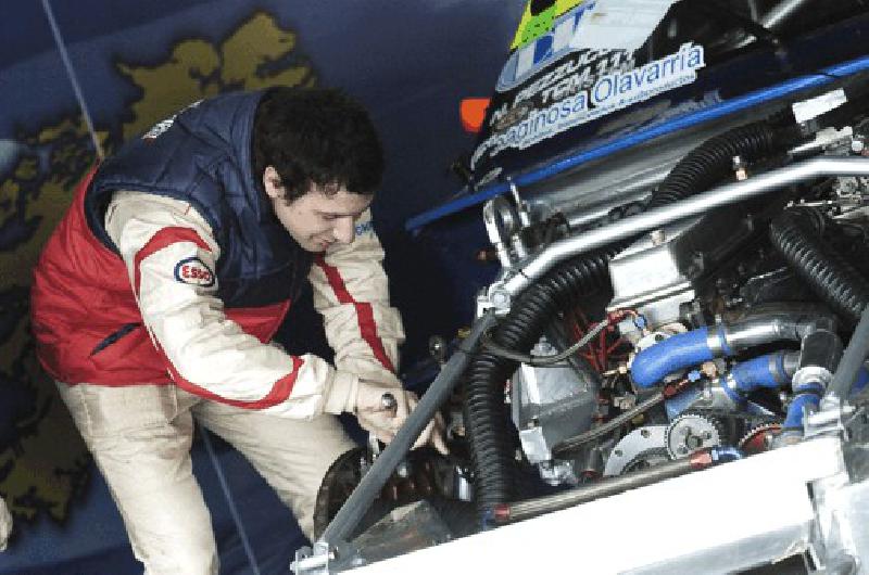 NicolÃs Pezzucchi probÃ³ en el autÃ³dromo Roberto Mouras en la previa del inicio del Playoffs Prensa 