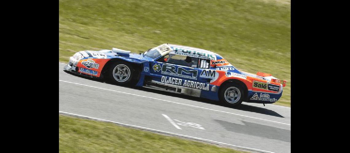 Dodge en ascenso NicolÃs Pezzucchi sumÃ³ bien el primer dÃ­a del TC Mouras Hoy pretende subir al podio en La Plata Gentileza GB Racing 
