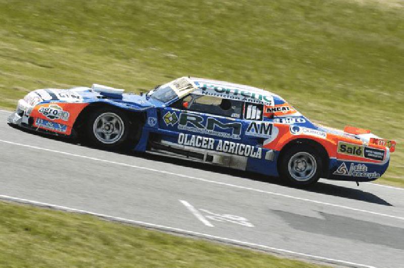 Dodge en ascenso NicolÃs Pezzucchi sumÃ³ bien el primer dÃ­a del TC Mouras Hoy pretende subir al podio en La Plata Gentileza GB Racing 