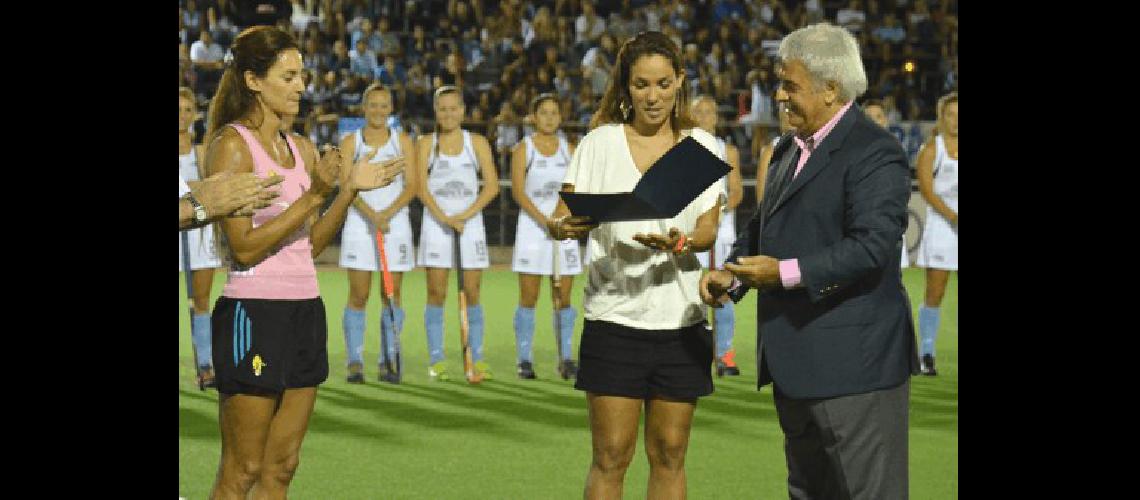 Luciana Aymar no se decidiÃ³ y Soledad GarcÃ­a ya priorizÃ³ ser mamÃ Archivo  TÃ©lam 
