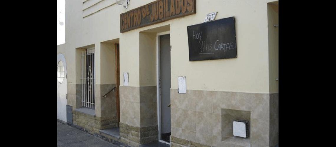 MaÃ±ana comenzarÃn las tertulias danzantes mensuales en el Centro de Jubilados y Pensionados de General la Madrid 