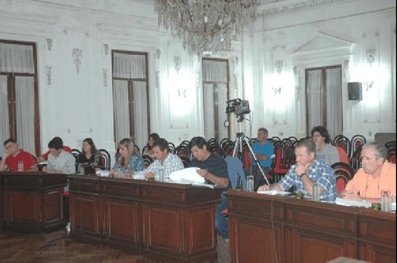 La sesiÃ³n del jueves en el HCD de La Madrid pasÃ³ mÃs por las discusiones que por el trabajo legislativo 