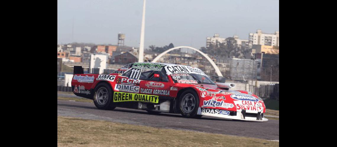Pezzucchi ya demostrÃ³ que la Dodge del UR Racing es competitiva Hoy tendrÃ la serie en el Coliseo porteÃ±o 