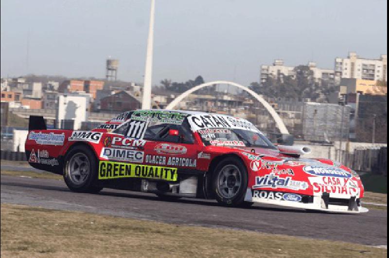 Pezzucchi ya demostrÃ³ que la Dodge del UR Racing es competitiva Hoy tendrÃ la serie en el Coliseo porteÃ±o 