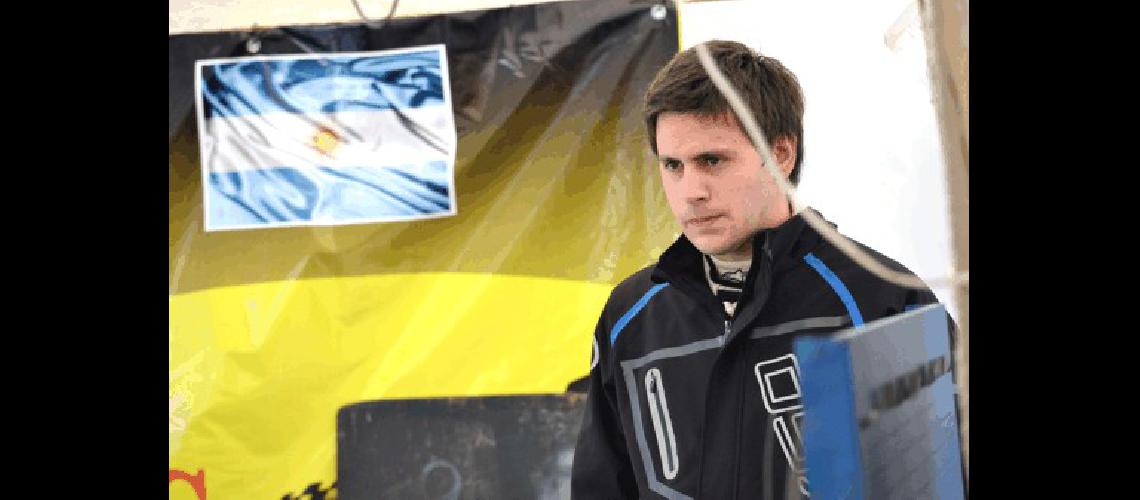 Emanuel Bibiloni tiene de invitado a NicolÃs Pezzucchi en la Clase Tres 