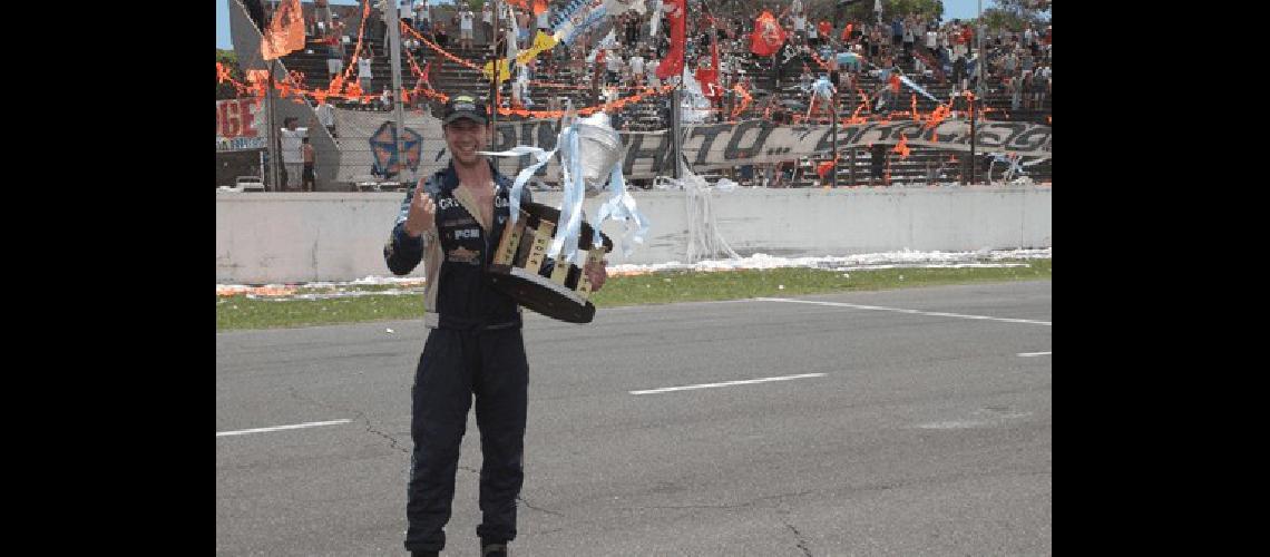El flamante campeÃ³n de TC Pista NicolÃs Pezzucchi serÃ una de las notables figuras en Laprida 