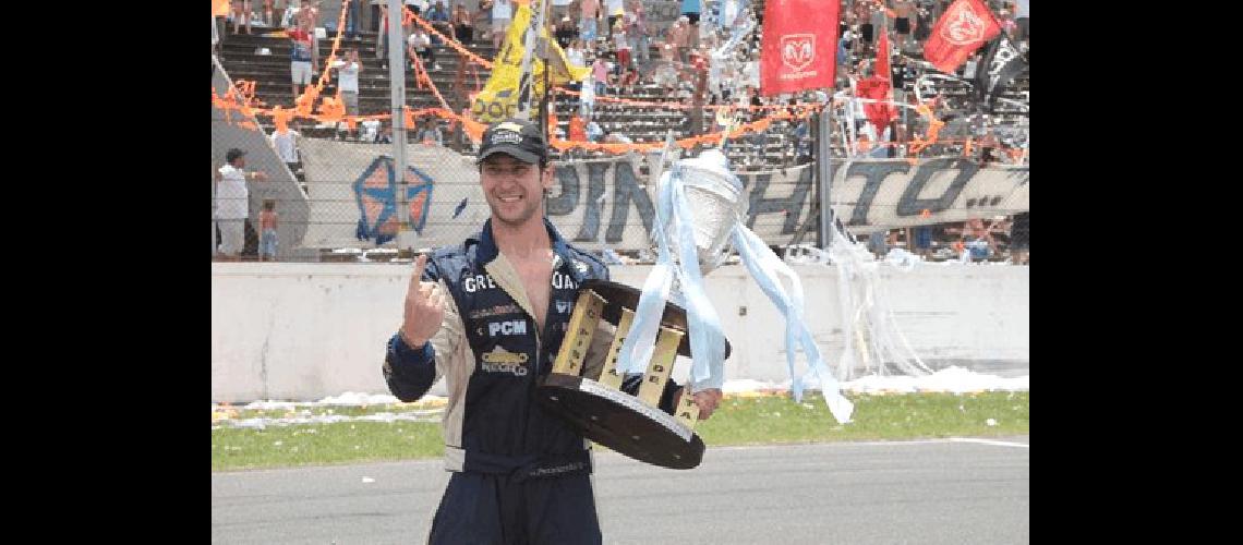 El campeÃ³n del TC Pista NicolÃs Pezzucchi tendrÃ una serie de pruebas para saber con quÃ© Dodge ingresarÃ al TC 