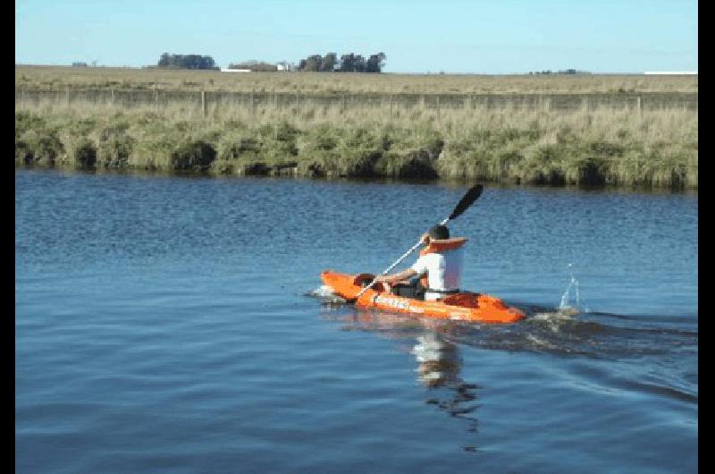 Hoy se llevarÃ a cabo una travesÃ­a en kayak en el arroyo Salado 