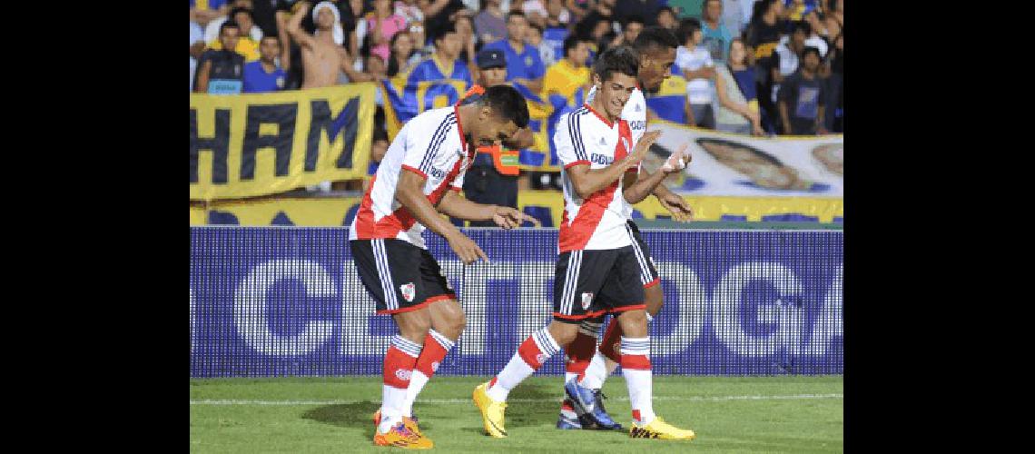 El colombiano TeÃ³filo GutiÃ©rrez anotÃ³ el segundo gol del equipo millonario 