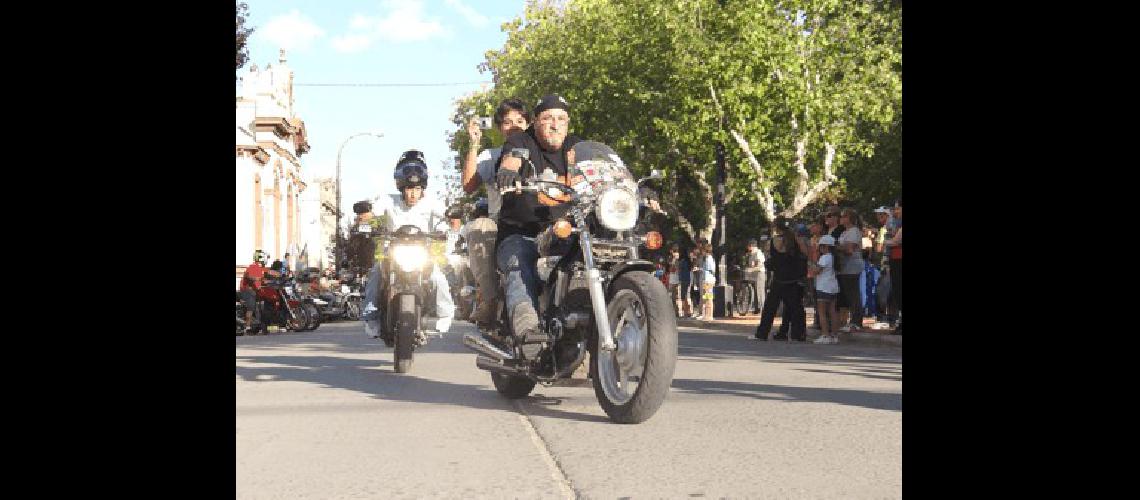 La caravana fue uno de los momentos mÃs esperados del motoencuentro lamatritense 