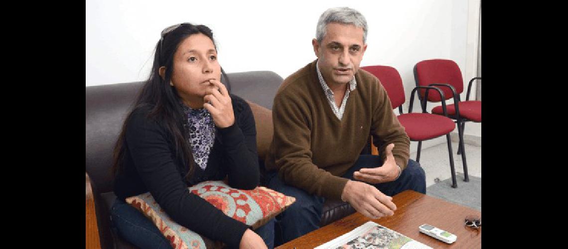 Gladys RamÃ³n y Pablo GonzÃlez- JamÃs hicimos polÃ­tico este reclamo 