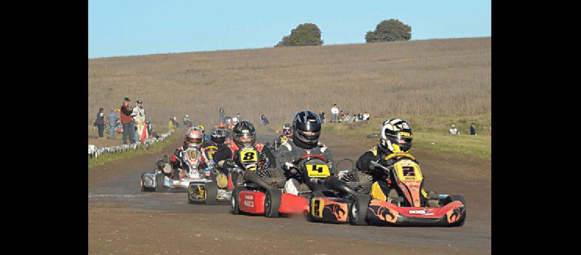 Seba FernÃndez manejÃ³ sin errores en Cajero 125cc 
