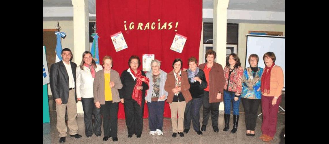 Grupo de auxiliares que han alcanzado el beneficio jubilatorio 