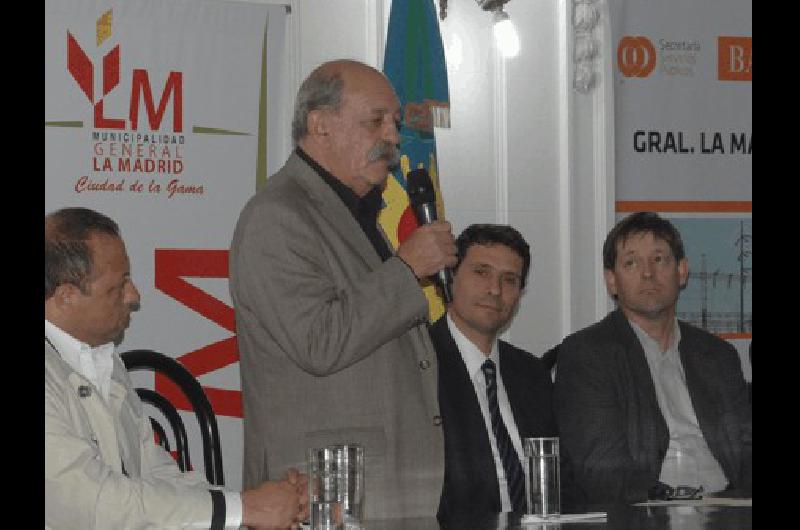 Ayer se llevÃ³ a cabo el acto de inauguraciÃ³n de la lÃ­nea de 33 kv entre La Madrid y Coronel SuÃrez 
