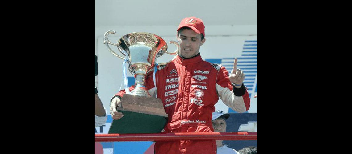 En una semana MatÃ­as Rossi consiguiÃ³ dos tÃ­tulos- en el GÃlvez de TC y en OlavarrÃ­a el TN 